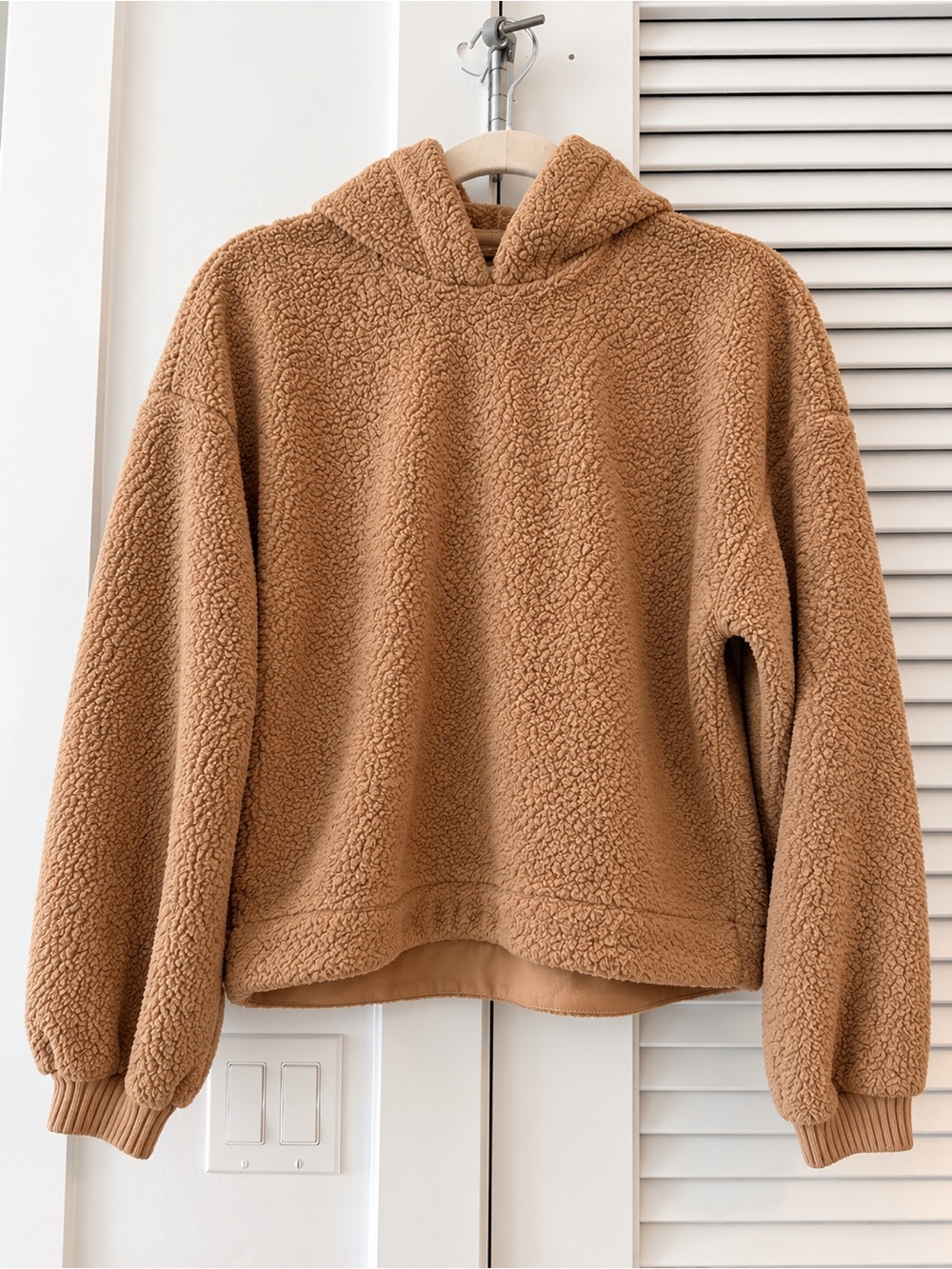Abercrombie & Fitch Camel Sherpa Hoodie Pullover
